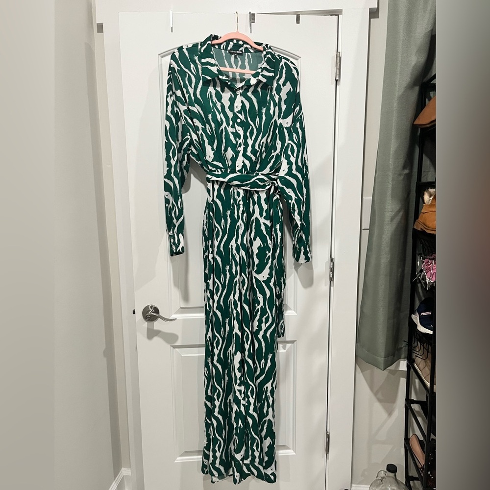 Fashion Nova Green and White Long Sleeve Jumpsuit